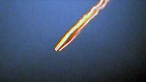 Un meteorito atraviesa el cielo de Cuzco Un meteorito atraviesa el cielo de Cuzco