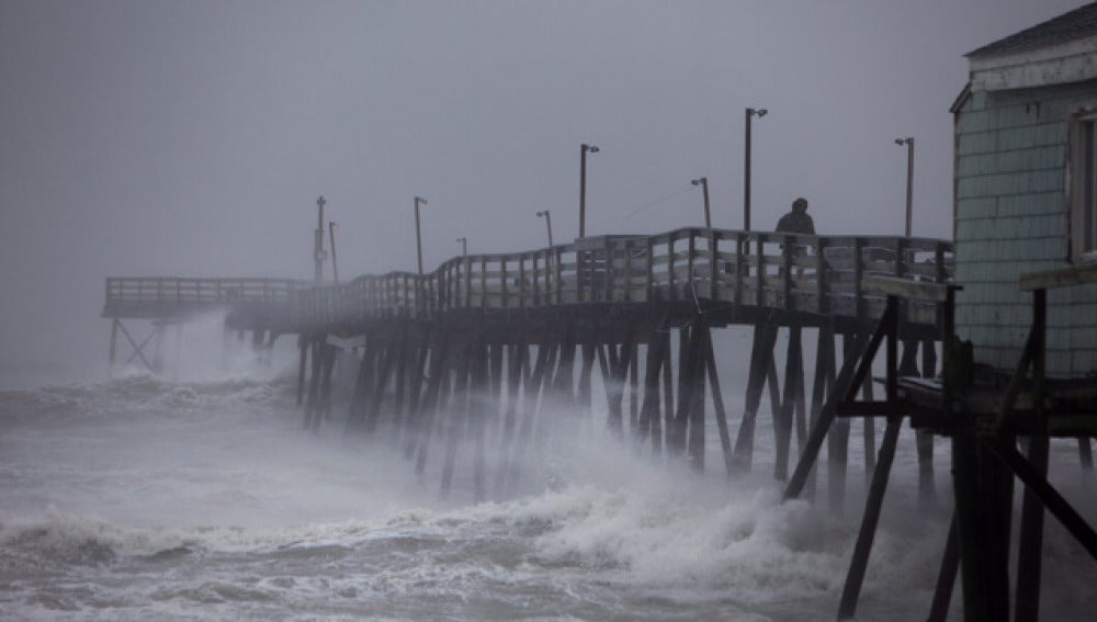El viento de 'Irene' desconecta un reactor nuclear