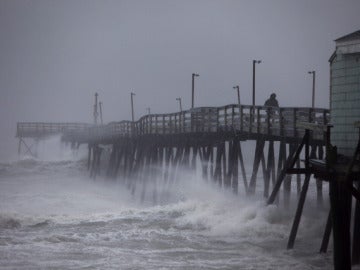 El viento de 'Irene' desconecta un reactor nuclear