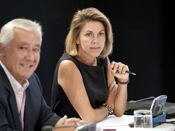 María Dolores de Cospedal junto a Javier Arenas María Dolores de Cospedal junto a Javier Arenas