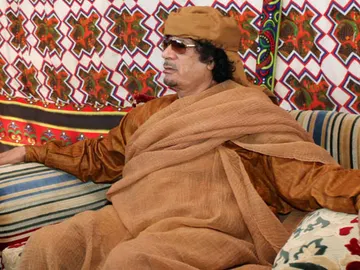 Los rebeldes aseguran que Gadafi está escondido en el desierto de Bani Walid Los rebeldes aseguran que Gadafi está escondido en el desierto de Bani Walid