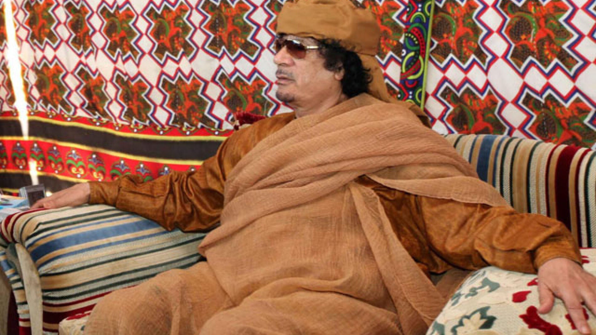 Los rebeldes aseguran que Gadafi est&aacute; escondido en el desierto de Bani Walid