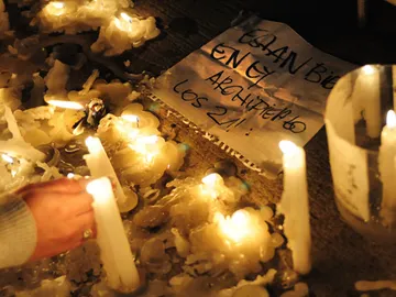 Manifestación espontánea por el accidente aéreo Manifestación espontánea por el accidente aéreo