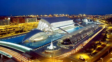 La Ciudad de las Artes de Valencia despedirá a media plantilla