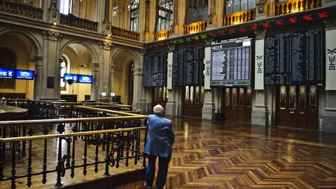 Interior de la Bolsa de Madrid Interior de la Bolsa de Madrid
