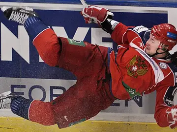 Muere un jugador de hockey superviviente del avión Yak-42 Muere un jugador de hockey superviviente del avión Yak-42