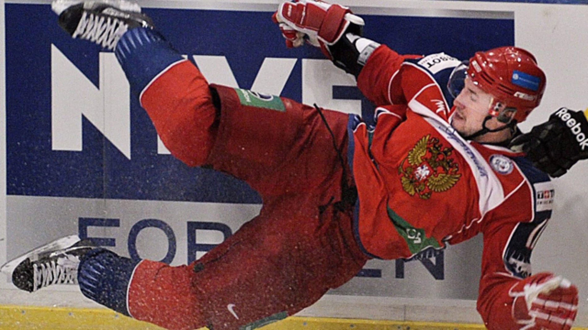 Muere un jugador de hockey superviviente del avi&oacute;n Yak-42