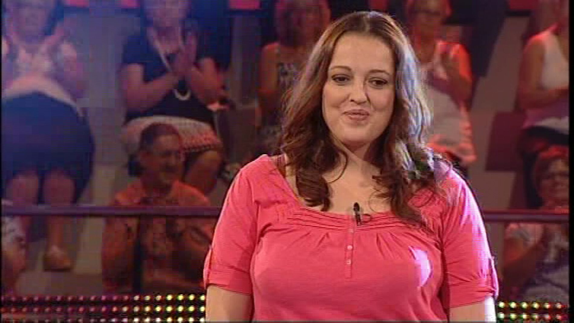 Carmen en Ahora Caigo