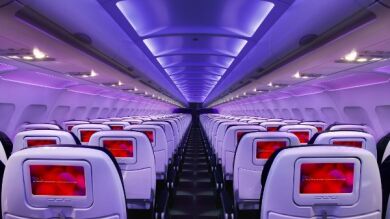 Aviones con pantallas enfrente de cada asiento en 2012