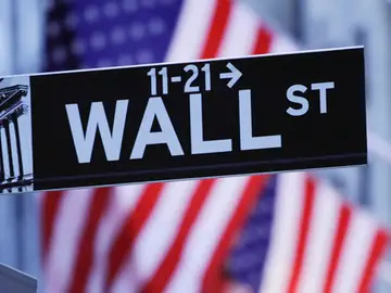 Los indignados de todo el mundo se suman a la iniciativa 'Occupy Wall Street' Los indignados de todo el mundo se suman a la iniciativa 'Occupy Wall Street'