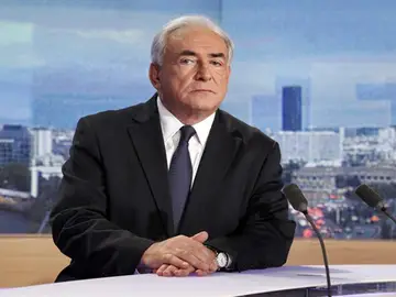 Strauss-Kahn: "Toda esta historia es una mentira" Strauss-Kahn: "Toda esta historia es una mentira"