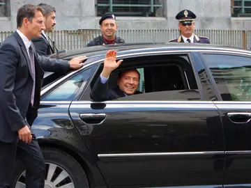 Berlusconi de nuevo a los juzgados Berlusconi de nuevo a los juzgados