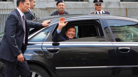 Berlusconi de nuevo a los juzgados