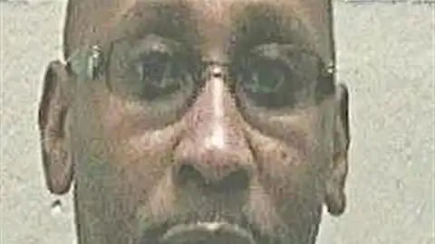 El estado de Georgia rechaza la petición de clemencia de Troy Davis El estado de Georgia rechaza la petición de clemencia de Troy Davis