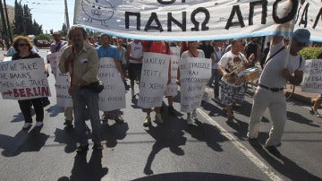 La "troika" vuelve a Grecia