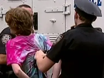 La Policía de Nueva York detiene a 80 personas en las protestas de Wall Street La Policía de Nueva York detiene a 80 personas en las protestas de Wall Street