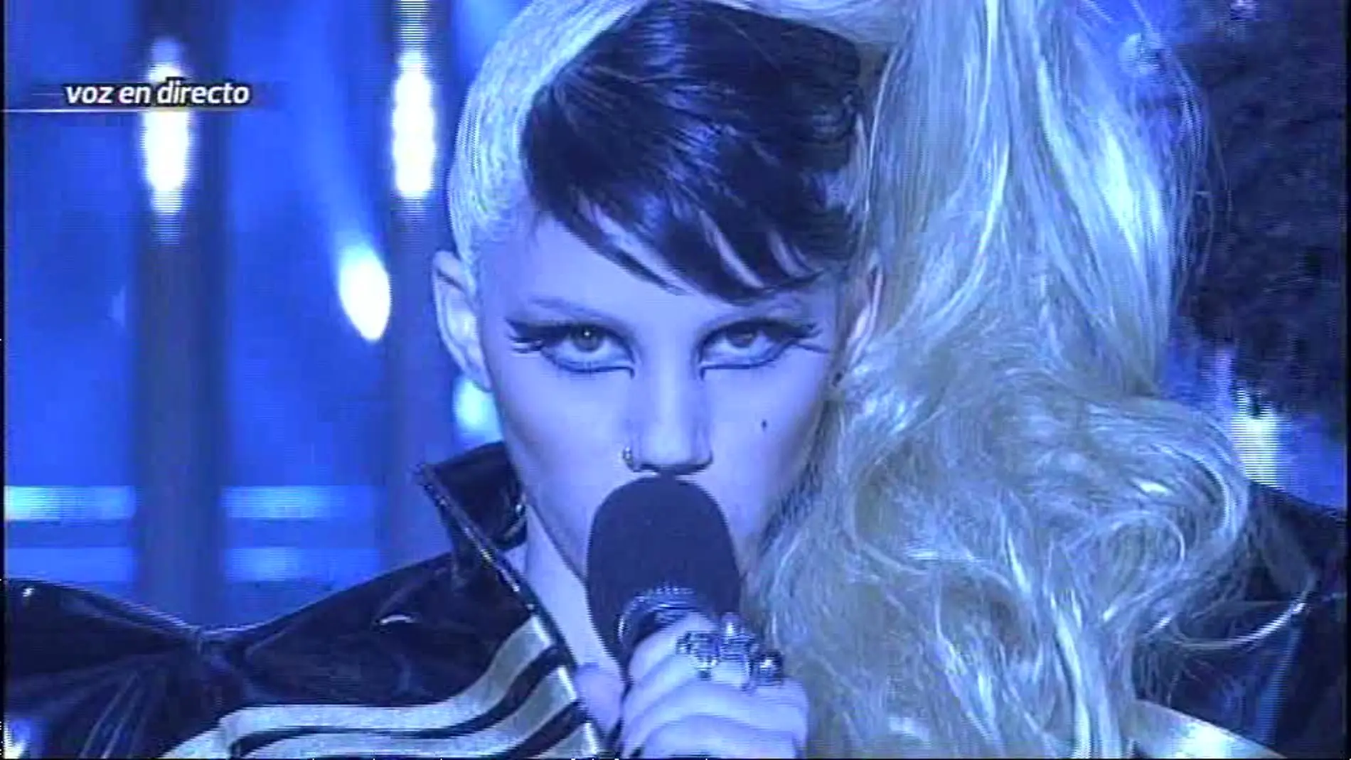Angy actuando como Lady Gaga - Gala 1