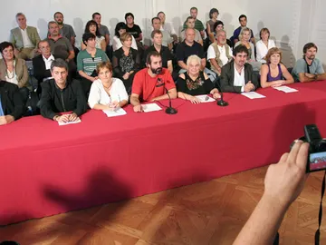 Miembros de la izquierda abertzale, Eusko Alkartasuna, Alternatiba y Aralar Miembros de la izquierda abertzale, Eusko Alkartasuna, Alternatiba y Aralar