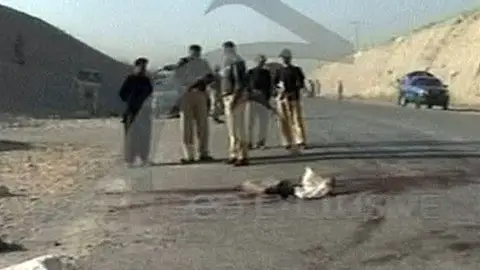 Atentado contra un autobús en Quetta, Pakistán Atentado contra un autobús en Quetta, Pakistán