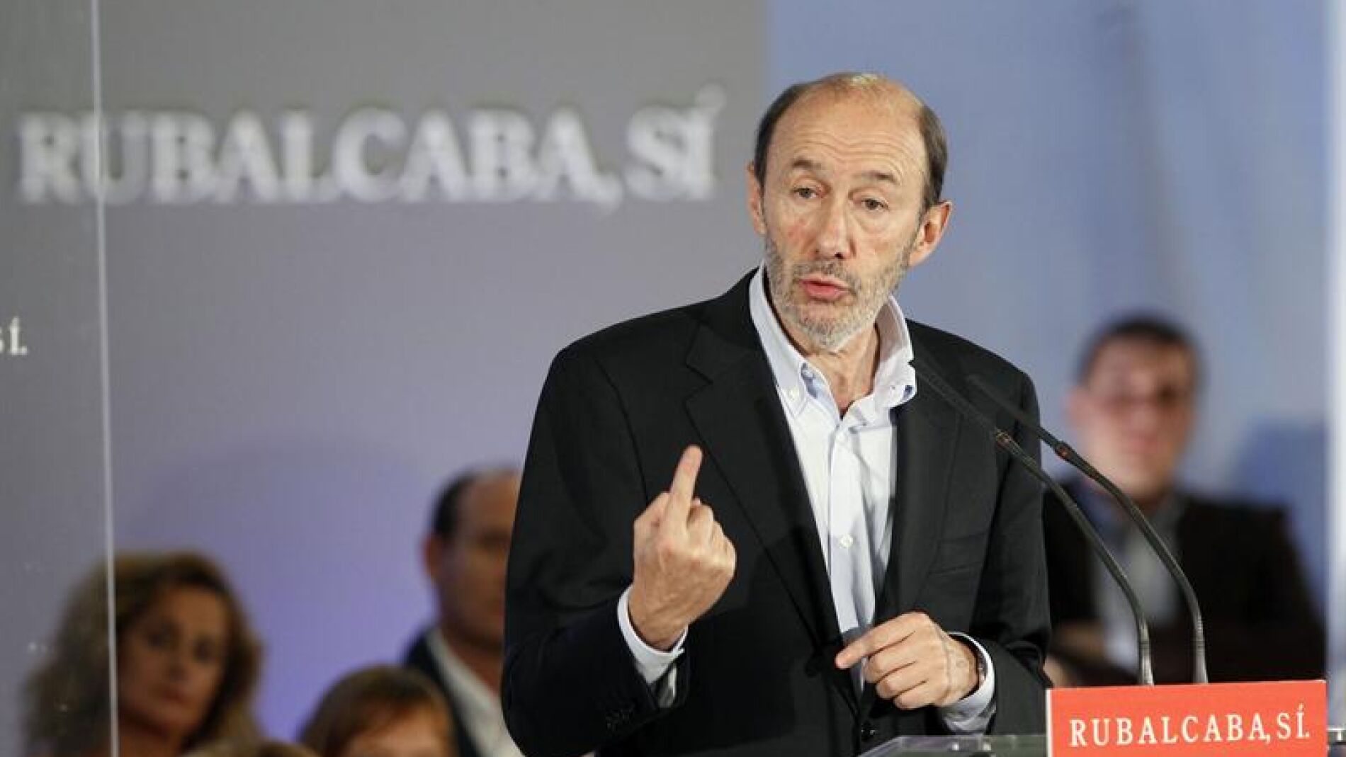 Propone un &uacute;nico sueldo por pol&iacute;tico