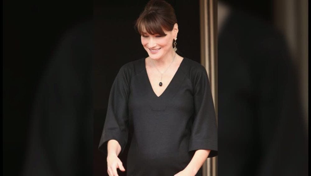 Carla Bruni embarazada