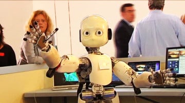 Un robot expuesto en la Campus Party de Granada