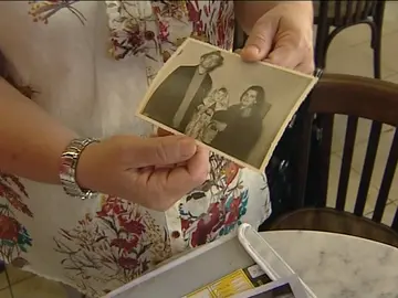 Muchos niños fueron comprados por familias en los años 70 Muchos niños fueron comprados por familias en los años 70