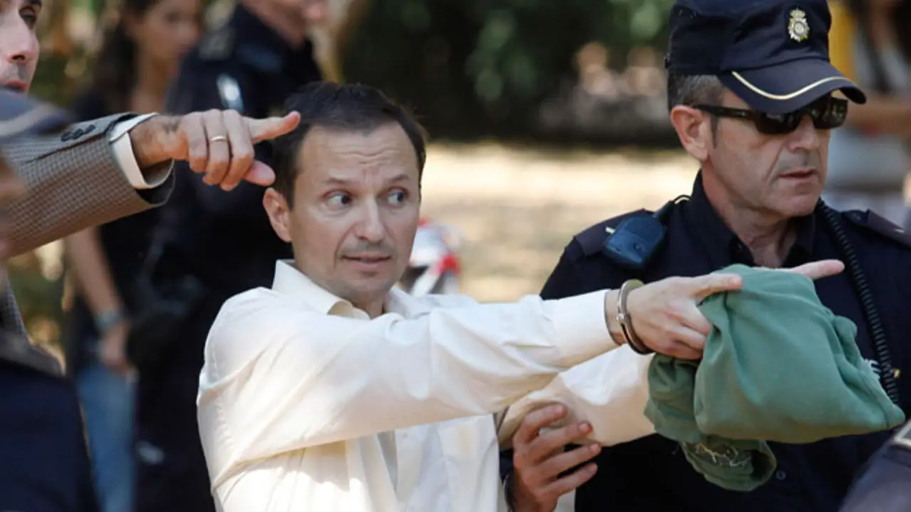 "Oye ¿Tu no te apellidarás Bretón?"