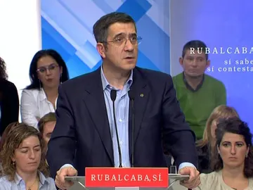 Patxi López recuerda a las víctimas del terrorismo Patxi López recuerda a las víctimas del terrorismo