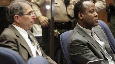 Conrad Murray, culpable de homicidio involuntario por la muerte de Michael Jackson