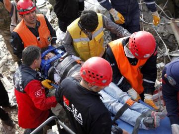 Continúan las labores de rescate en Turquía Continúan las labores de rescate en Turquía