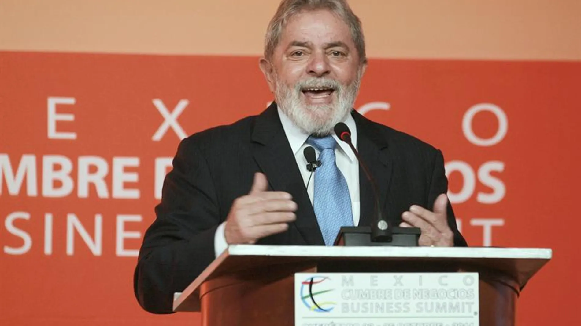 Lula da Silva sufre cáncer de laringe Lula da Silva sufre cáncer de laringe