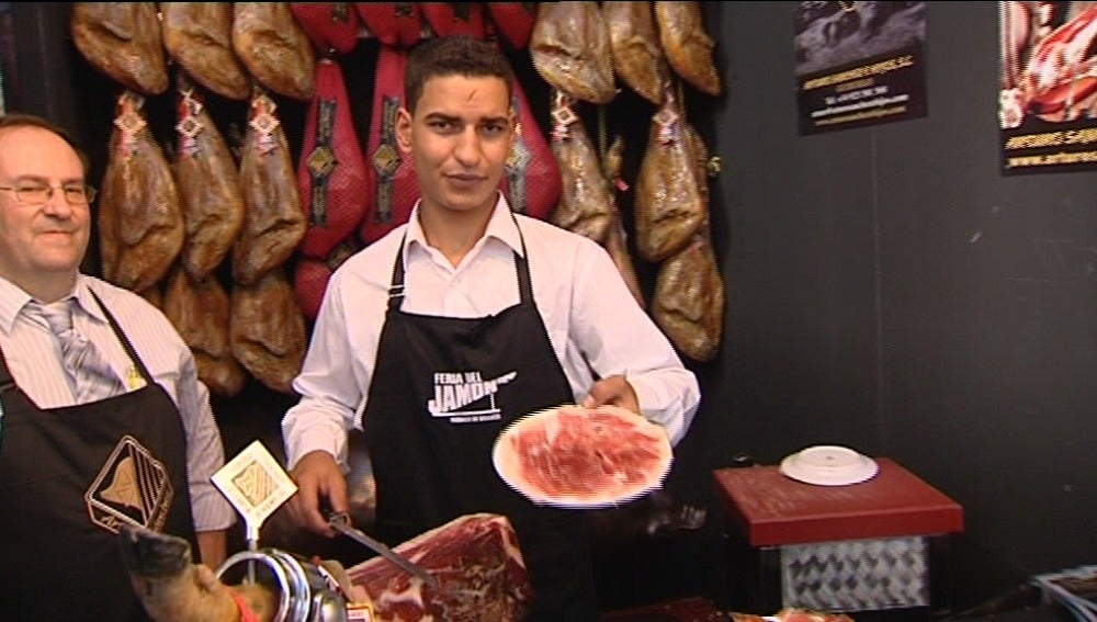 Karim Abdul, un cortador de jamón musulmán