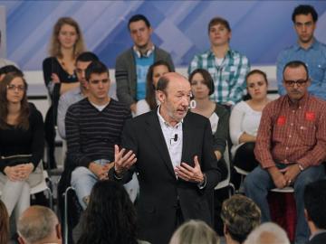 Rubalcaba, en un acto con los voluntarios de su campaña