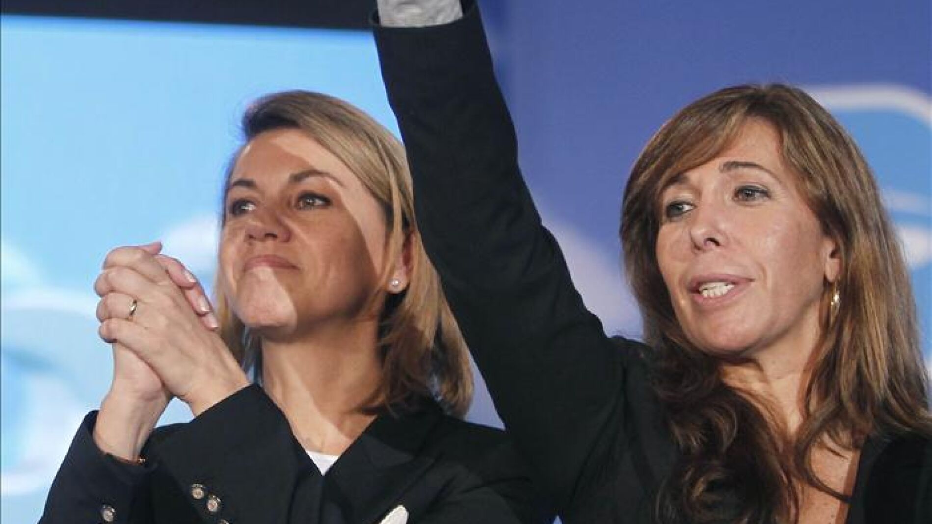 María Dolores de Cospedal junto Alicía Sánchez Camacho en un mitín en Badalona.