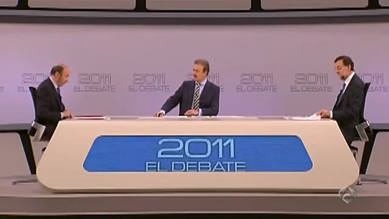 Rajoy y Rubalcaba debaten de economía 2/4