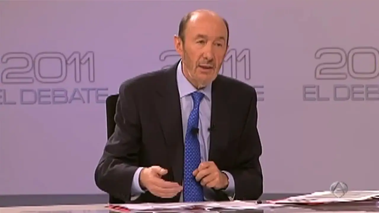 Rajoy y Rubalcaba debaten sobre economía 3/4