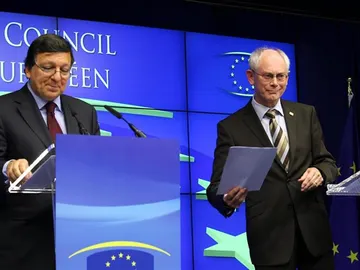 El Presidente del Consejo Europeo, Herman Van Rompuy, junto al Presidente de la Comisión Europea, Jose Manuel Barroso. El Presidente del Consejo Europeo, Herman Van Rompuy, junto al Presidente de la Comisión Europea, Jose Manuel Barroso.
