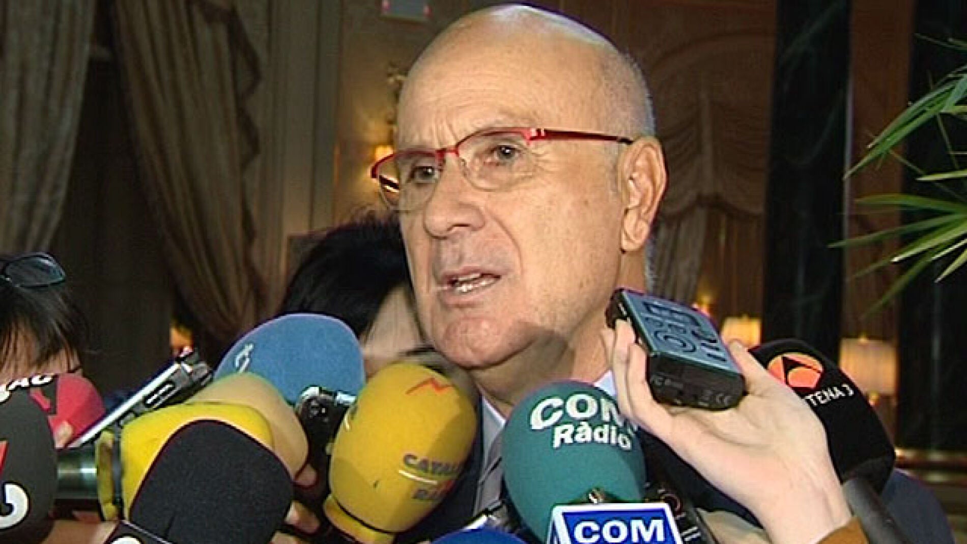 Duran i Lleida ante los medios