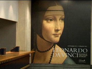 La National Gallery londinense abre sus puertas a la mayor colección de lienzos de Leonardo Da Vinci. La exposición recorre su etapa como pintor en la corte de Milán, a finales del siglo XV.