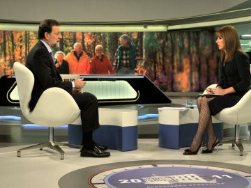 Momento de la entrevista a Mariano Rajoy