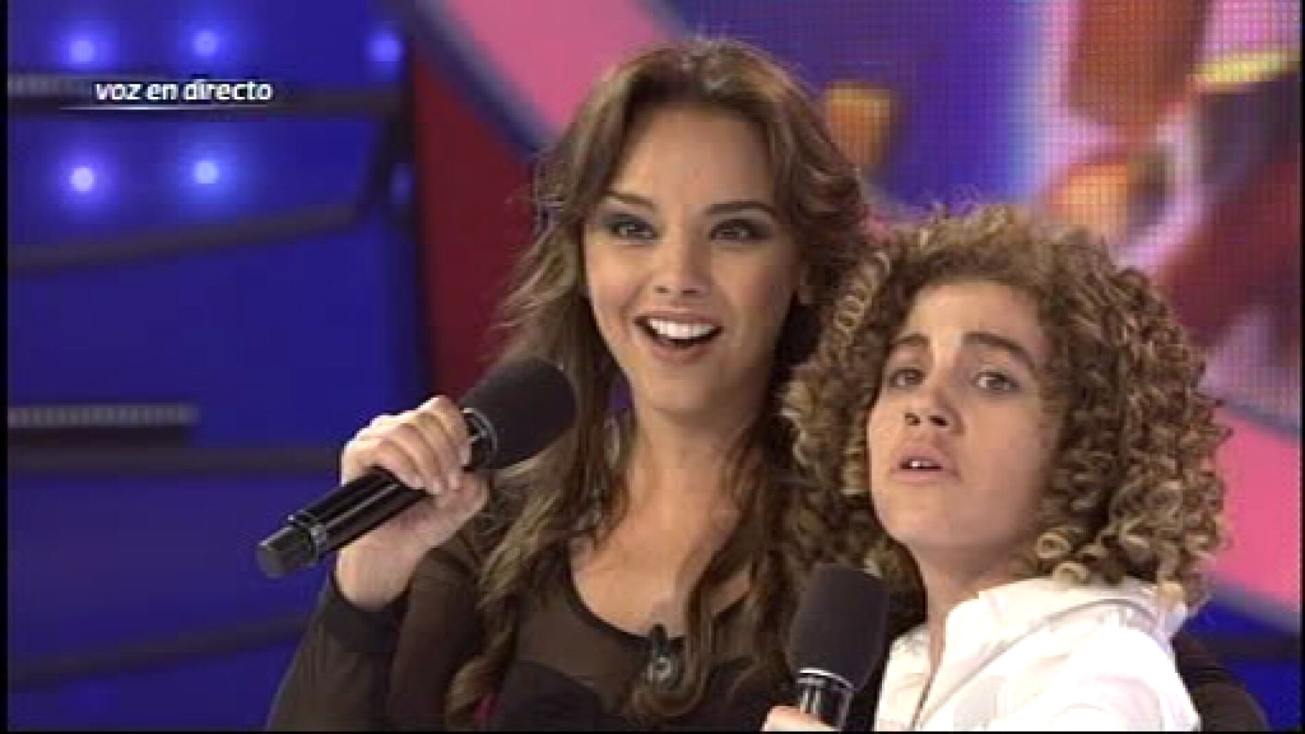 Chenoa y Bisbal cantan juntos