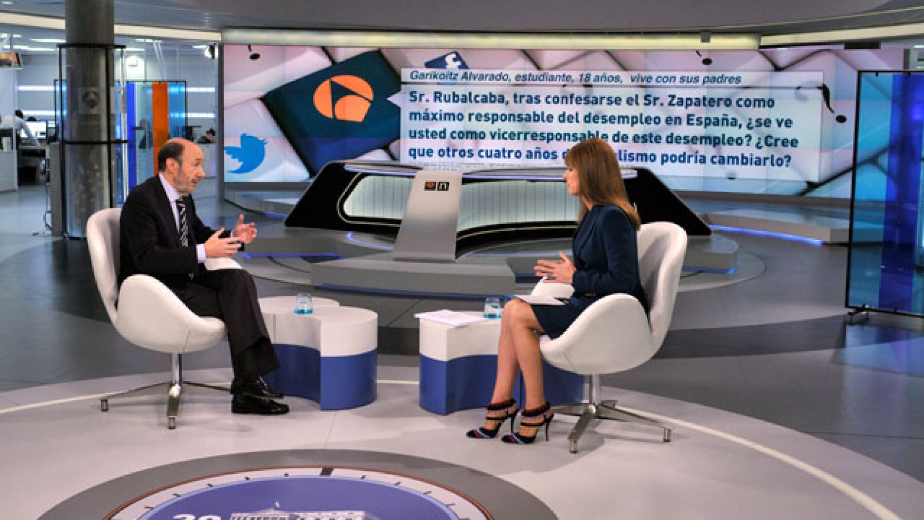 Rubalcaba responde a un internauta