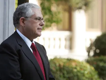 Lucas Papademos, nuevo primer ministro de Grecia Lucas Papademos, nuevo primer ministro de Grecia