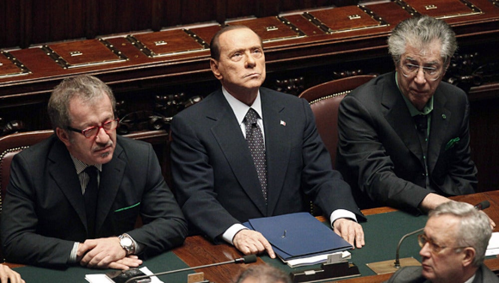 Berlusconi durante una votación