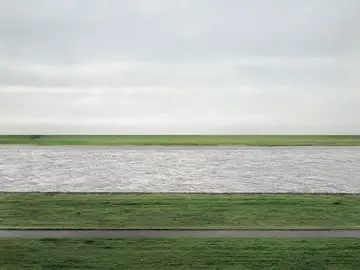 La fotografía 'Rhein II' se convierte en la más cara de la historia La fotografía 'Rhein II' se convierte en la más cara de la historia