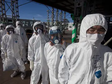 Regreso a Fukushima (12-11-11) Regreso a Fukushima (12-11-11)
