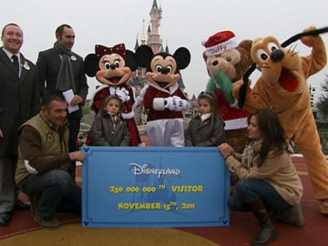 Una familia de Toledo es premiada en Disneyland Paris