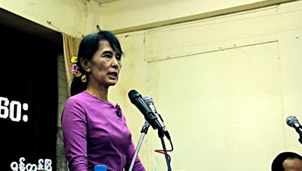 La Nobel de la Paz Aung San Suu Kyi