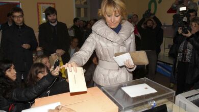 Esperanza Aguirre vota en Madrid